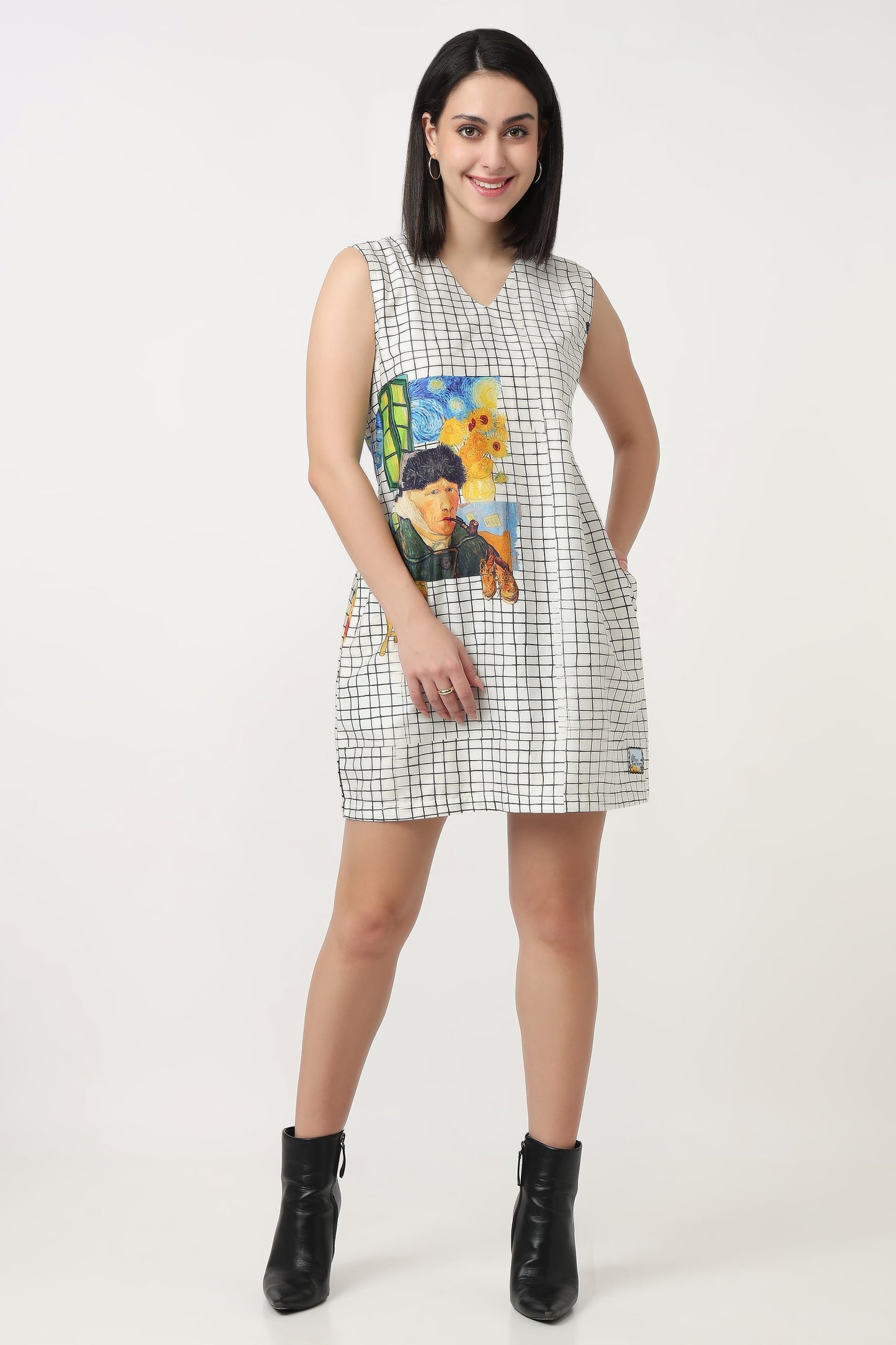 Starry Muse painterly print short dress with V-neck and pockets