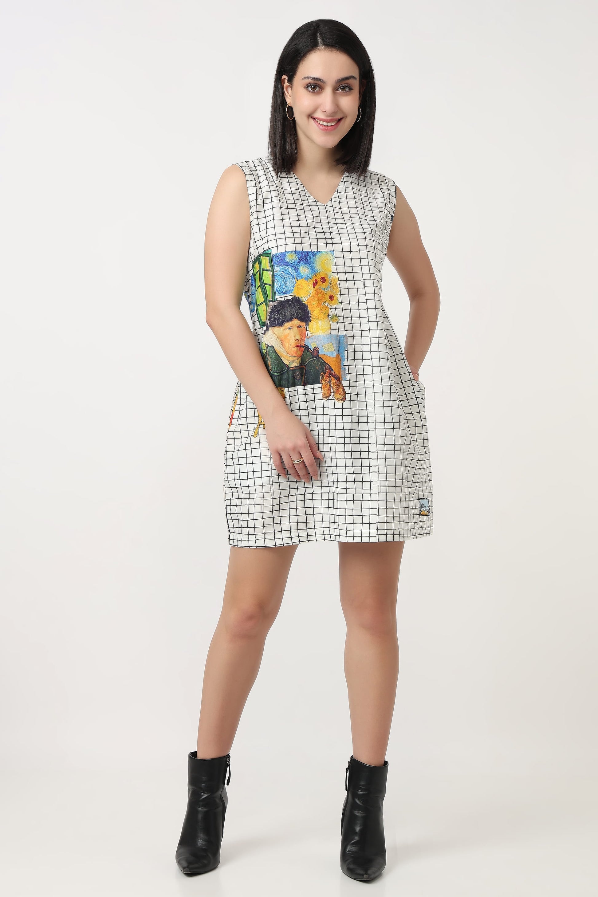 Starry Muse painterly print short dress with V-neck and pockets